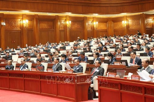 Điện mừng các Lãnh đạo cấp cao của Lào