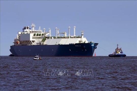 Các nước ráo riết đảm bảo nguồn cung năng lượng thiết yếu