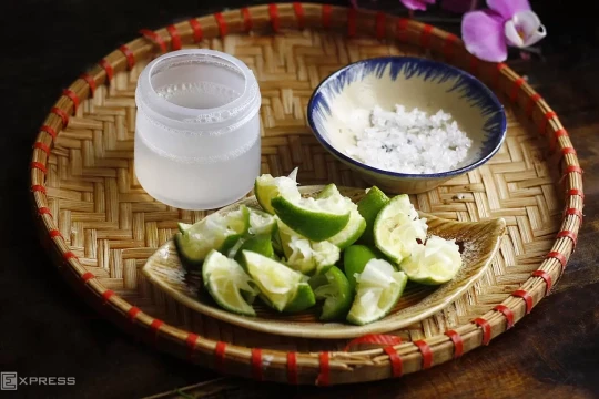 Uống chanh muối hạ huyết áp?