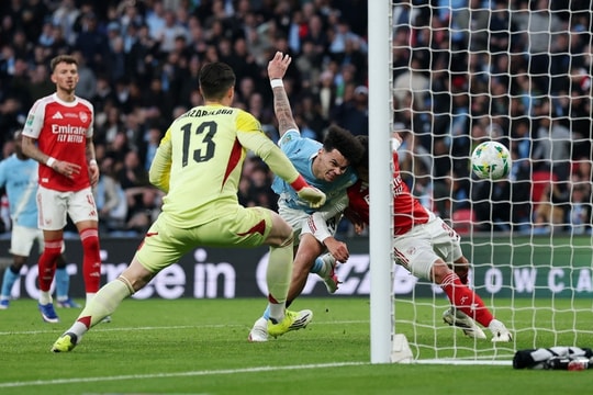 Giải mã thất bại của Arsenal ở chung kết Cup Liên đoàn