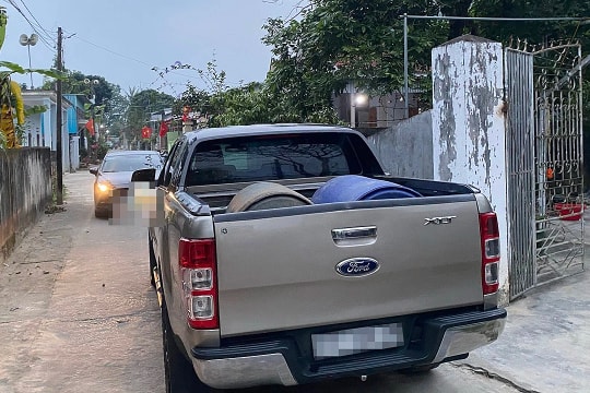 Vụ đỗ ôtô chắn đường ở Nghệ An 'có tính chất đơn giản'