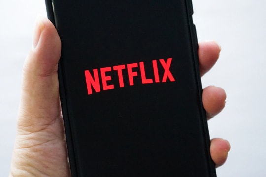 Bán tài khoản YouTube, Netflix, Spotify dùng chung có thể bị phạt 50 triệu đồng