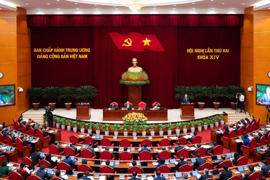 Phiên khai mạc hội nghị Trung ương 2 khóa 14