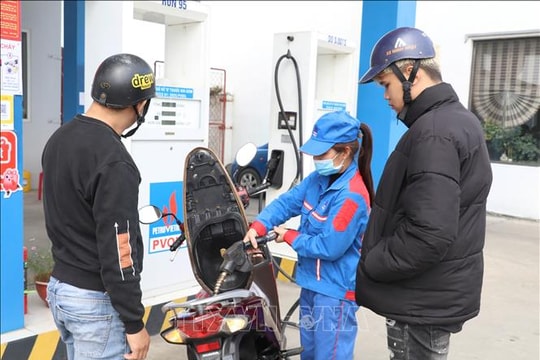 Chủ động bảo đảm nguồn cung xăng dầu trước biến động thế giới