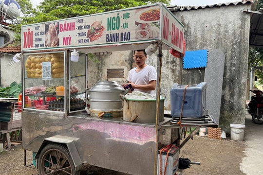 Ví tiền người dân mỏng dần vì giá xăng