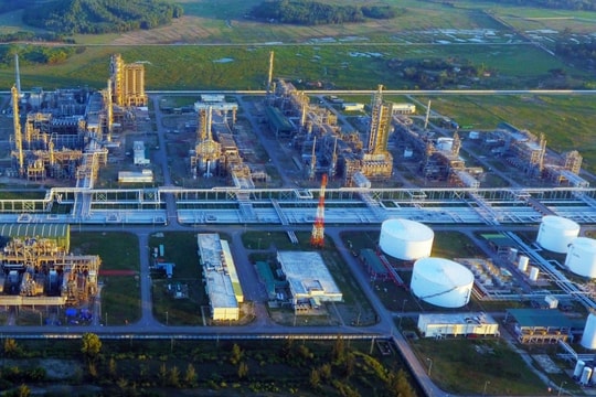 Công ty vận hành nhà máy lọc dầu Dung Quất dự kiến thu gần 6 tỷ USD