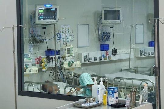 Bé gái 11 tuổi ở An Giang thoát án tử não mô cầu