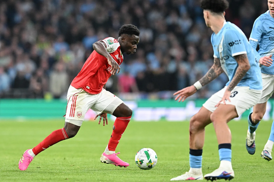 Arteta được khuyên loại bỏ Saka