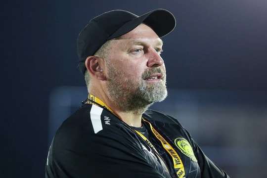 Bị xử thua tuyển Việt Nam, HLV Malaysia nói 'đi đúng hướng'