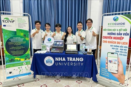 Khát vọng cống hiến từ giảng đường đến hoạt động cộng đồng