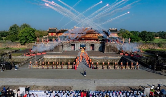 'Hoàng cung Huyền ảo' cùng loạt chương trình đặc sắc tại Lễ hội mùa Hạ Festival Huế