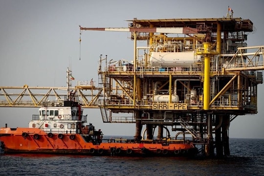 Ấn Độ lần đầu mua dầu Iran sau 7 năm