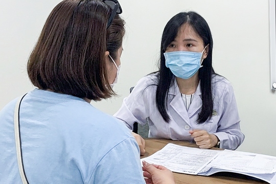 Bệnh tự miễn phá hủy tuyến giáp gây tăng cân không kiểm soát