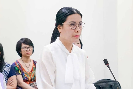 Cựu hiệu trưởng bị đề nghị 4-5 năm tù trong vụ thu sai một tỷ đồng dạy thêm