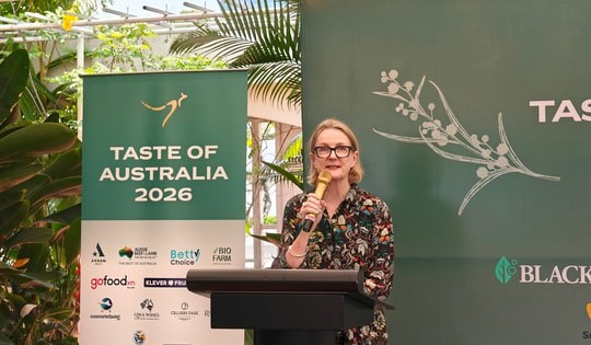 Nữ bếp trưởng Michelin Sam Trần làm đại diện "Hương vị Úc 2026"