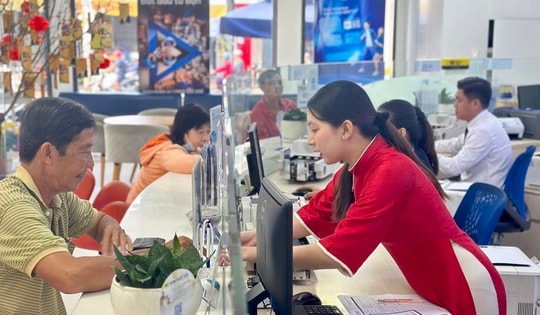 Thêm ngân hàng tăng lãi suất, có 350 triệu đồng, gửi tiết kiệm nhận lãi bao nhiêu?