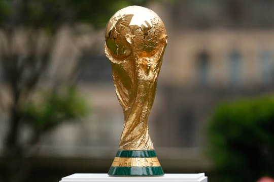 Giá vé World Cup 2026 đắt hơn 1 cây vàng, cổ động viên kiện FIFA