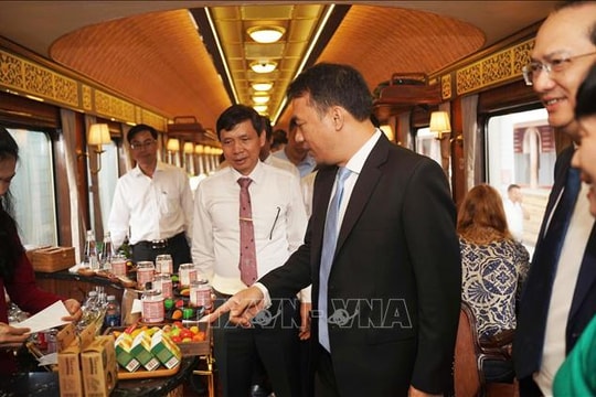 Khai thác tối đa di sản trên Đoàn tàu 'Hành trình kết nối di sản Miền Trung'