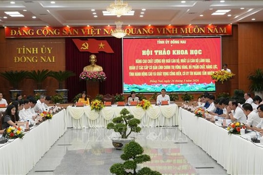 Khát vọng cống hiến: Thước đo mới cho năng lực cán bộ