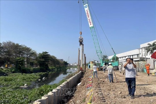 Sẽ đưa dự án kênh Tham Lương - Bến Cát - rạch Nước Lên về đích vào cuối năm 2026