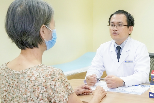 Tưởng dị ứng thực phẩm hóa nổi mề đay