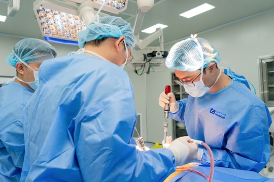 Lần thứ 4 mổ cột sống chữa thoát vị đĩa đệm