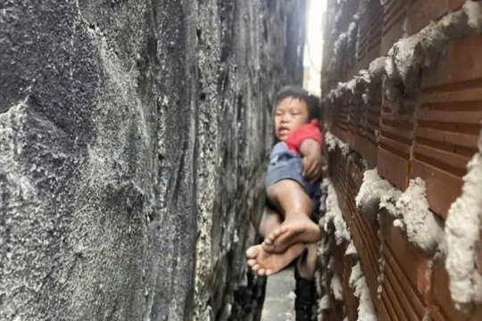 Vì sao nhiều người xây nhà chừa khoảng hở với tường nhà hàng xóm?