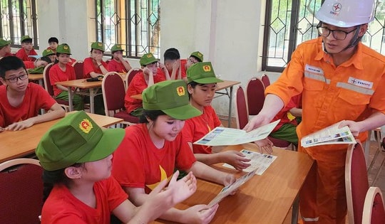 Lan tỏa thói quen tiết kiệm điện