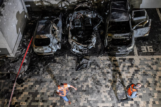 Israel dội hỏa lực hạ sát chỉ huy cao cấp Hezbollah