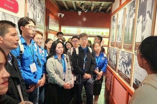 'Ánh sáng lý tưởng' kết nối thanh niên Việt Nam - Trung Quốc