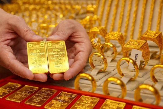 Vàng miếng SJC tiếp tục giảm 1,6 triệu đồng/lượng theo đà thế giới