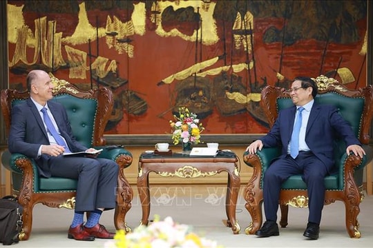 Thủ tướng Phạm Minh Chính tiếp Đoàn cán bộ Quỹ tiền tệ Quốc tế (IMF)