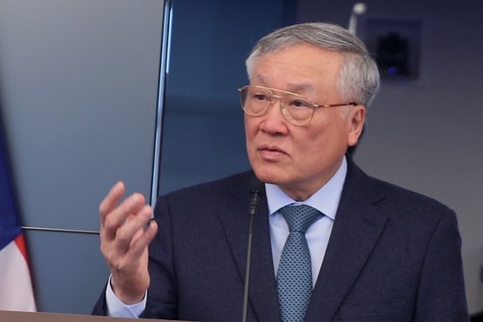 Phó thủ tướng đề nghị doanh nghiệp Mỹ cùng phát triển trung tâm tài chính tại Việt Nam