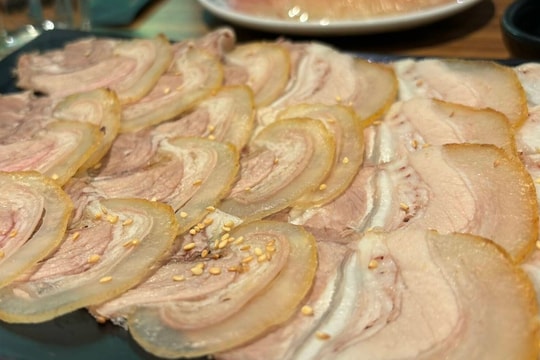 Ăn nhiều thịt đỏ có gây gan nhiễm mỡ?