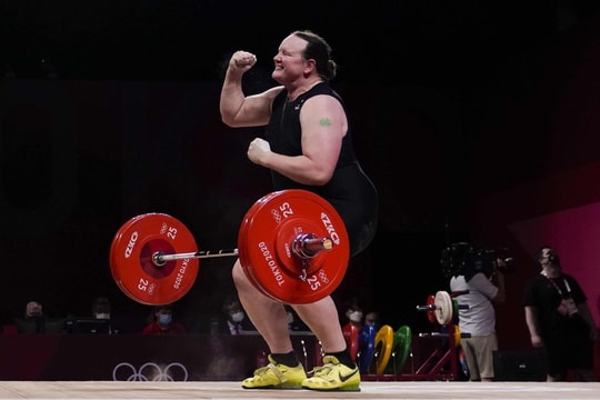 Olympic cấm VĐV chuyển giới dự nội dung nữ