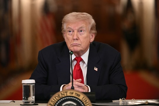 Ông Trump sẽ ký lệnh khẩn trả lương cho nhân viên an ninh sân bay