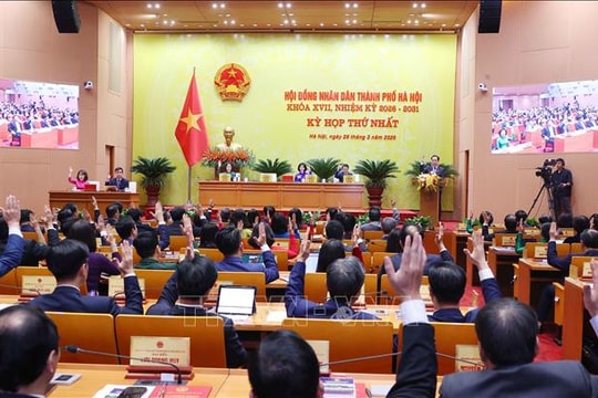 Hà Nội thông qua loạt quyết sách mở đường nhiệm kỳ mới