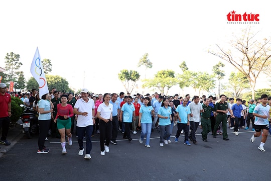 TP Hồ Chí Minh: Trên 500 người tham gia Ngày chạy Olympic vì sức khỏe toàn dân