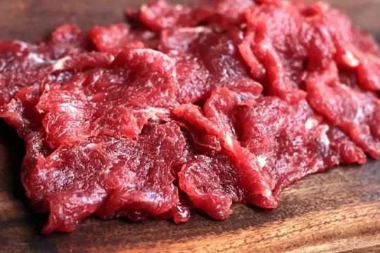 Ăn thịt bò mỗi ngày để bổ máu?