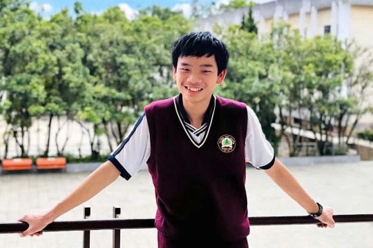 Nam sinh lớp 11 dẫn đầu vòng chọn đội tuyển Tin học châu Á