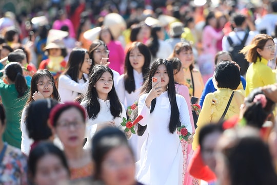 Đề xuất trình Quốc hội quy định ngày Văn hóa Việt Nam 24/11, lao động được nghỉ lễ