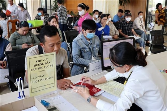 Hộ kinh doanh 'chạy đua' kỳ kê khai thuế đầu tiên