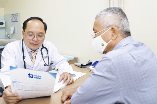 Bị mỡ máu cao có chữa khỏi không?