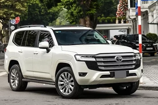 Gần 700 xe Toyota Land Cruiser tại Việt Nam nguy cơ rò rỉ dầu hộp số