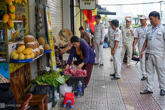 Đà Nẵng tái lập trật tự vỉa hè, 'phạt nguội' để chống lấn chiếm