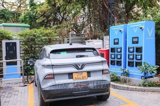 Bộ Xây dựng triển khai tiết kiệm năng lượng và giao thông điện