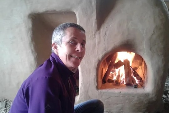 Cặp vợ chồng 'tháo chạy' sau 3 tuần sống tự cung tự cấp