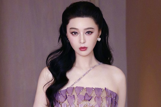 Phạm Băng Băng mặc đầm 'cành vàng lá ngọc' của nhà mốt Việt