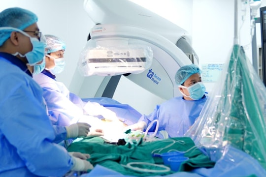 Dấu hiệu nào cảnh báo tắc động mạch vành mạn tính?