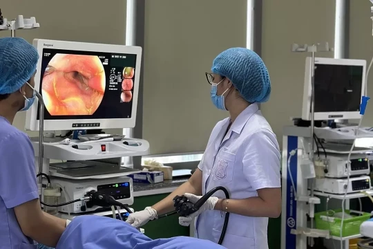 Nôn ra máu có phải dấu hiệu ung thư?